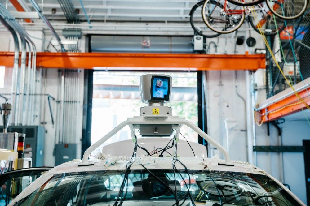 LIDAR : 自动驾驶汽车的关键传感器