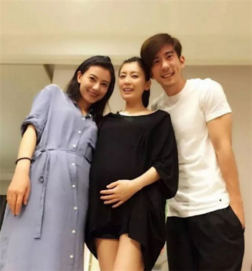 高圆圆一条裙子穿了三年，网友：出了名的节约
