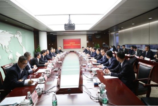 买奔驰到苏宁？张近东造访北汽总部战略合作再升级！