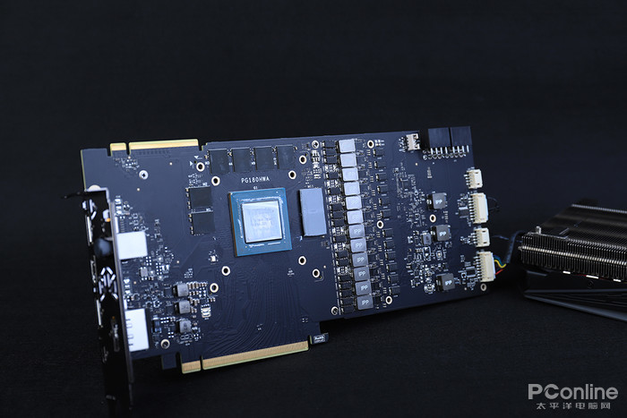 七彩虹iGame GeForce RTX 2080 Vulcan X OC评测：能面面俱到的顶级非公