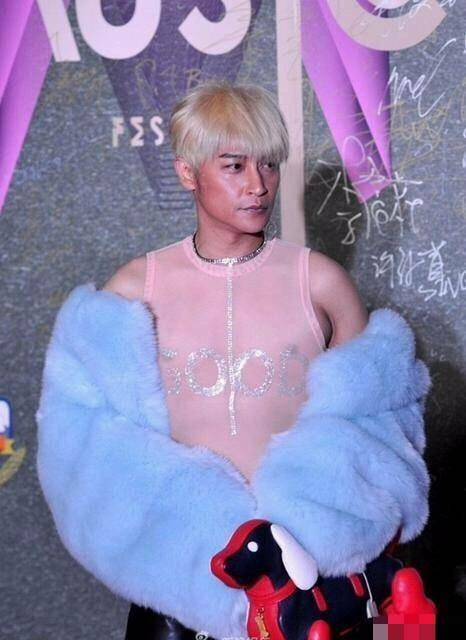 陈志朋雷人造型又出新花样，网友：男版Lady Gaga！