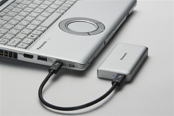 松下首款雷电3 SSD发布：容量有512GB、1TB两种规格
