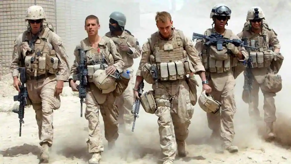截至12月1日至少有2275名美国军人在阿富汗战争中死亡