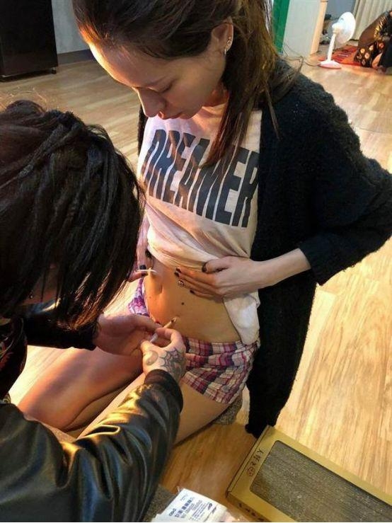 谢和弦不忍老婆为求子每天打针，暖心喊话：娶你不是为了传宗接代