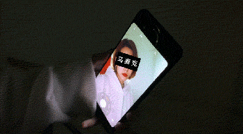 双面屏手机到底是什么操作？