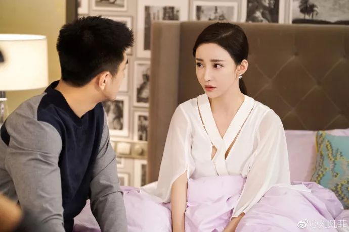 碾压赵丽颖？靠圆规画的发际线、娜扎式窒息鼻，哭都哭不动的双眼皮吗？