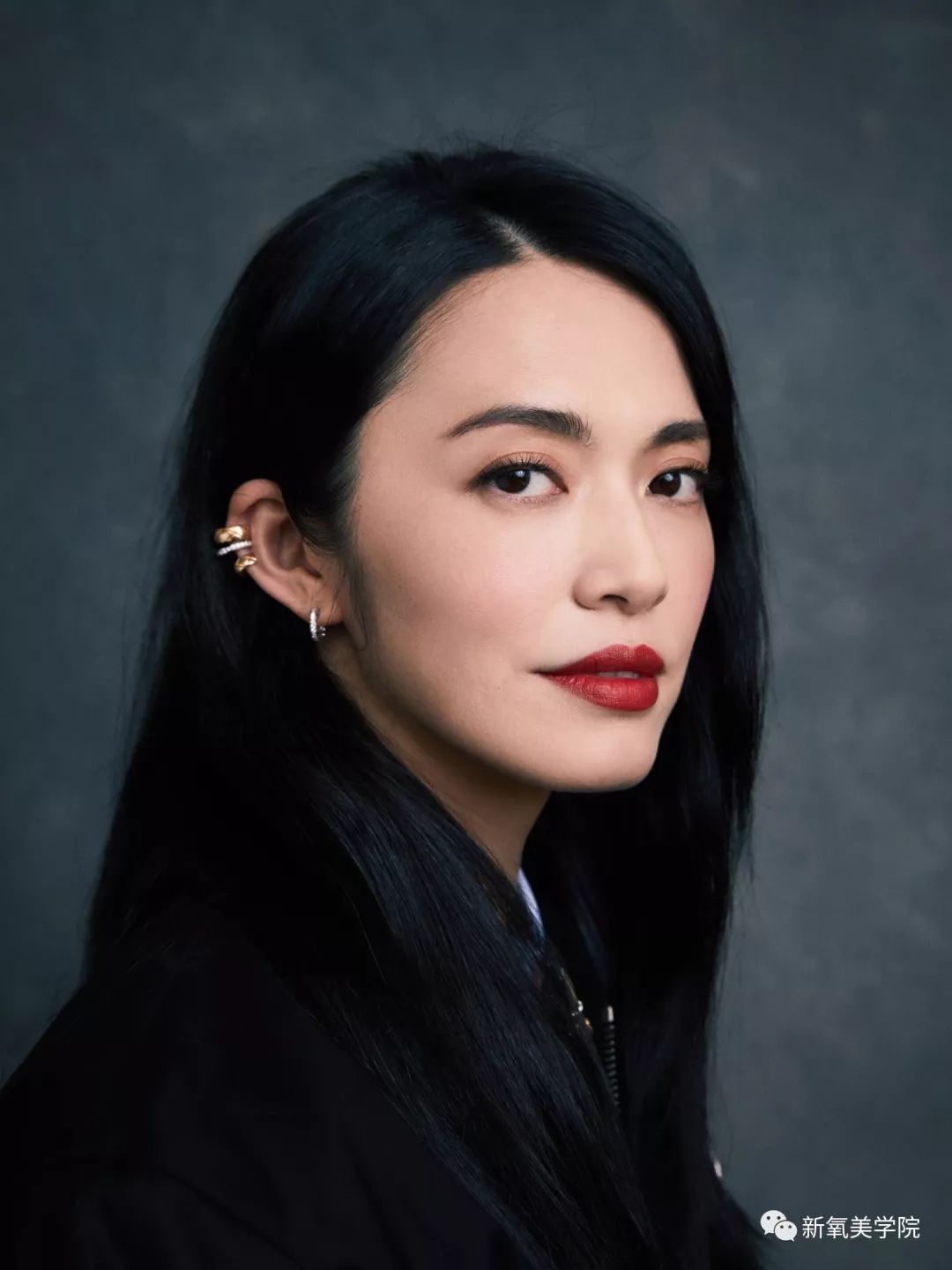 陈坤签的新人这个鼻子假体有点夸张哦！