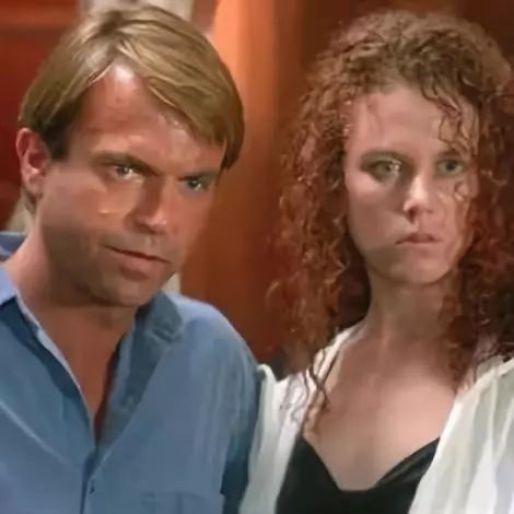 被评为全球最美50人之一，她拥有人类极致的美貌