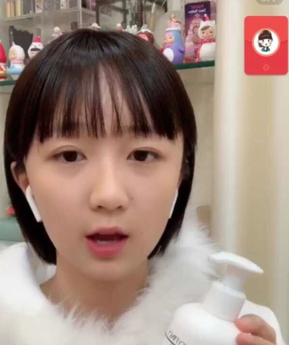 绝美混血颜少女竟因太美遭群攻！然而她从脸到胸到腿都是整出来的…