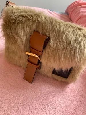 30件冬季必备毛绒绒单品，既能保持温度也能拥有风度！