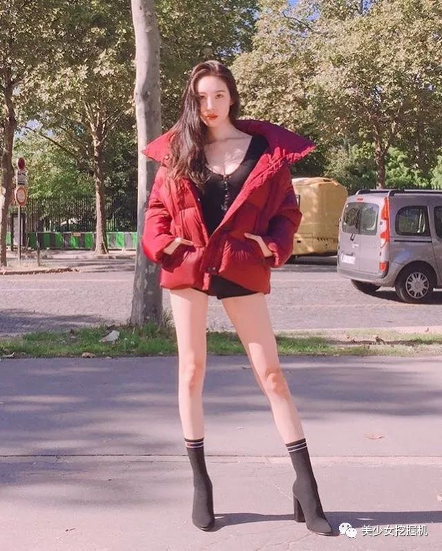 李宣美南韩腿精人设崩了！赢了五亿天价美腿，却输给赵薇？