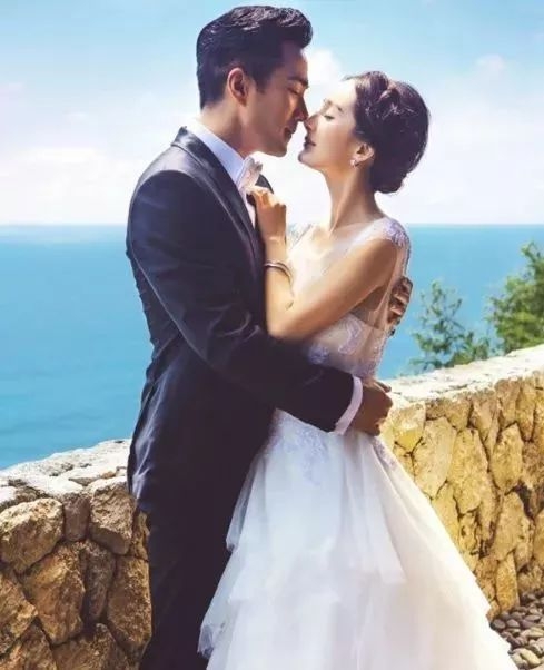 杨幂刘恺威冬至日宣布离婚！结束了这场传闻两年之久的悬案…