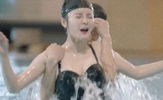 王凯初恋整成低配版沈梦辰！连她整形后遗症的朝天鼻也照搬了···