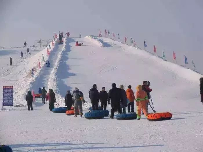 明月岛滑雪场开始接待游客啦!齐齐哈尔地区滑雪 泡汤路线最全集合!