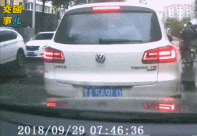 一组动图警示你：开车最怕“鬼探头” 心惊胆颤“没法防”