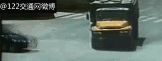 触目惊心的一组大货车车祸现场动图,提醒大家珍爱生命远离大货车