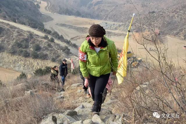 灵丘县举办2019年迎新年猫山登山赛