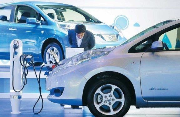 中国新能源汽车市场广阔 LED照明利好 ！