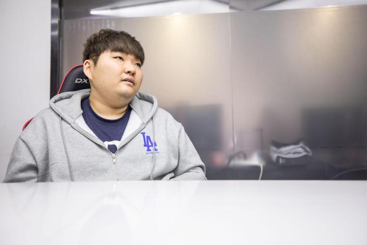 LPL新赛季探营:Snake战队的新人面孔