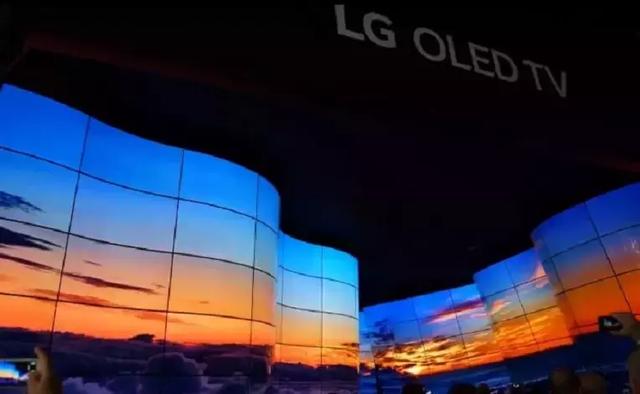 轰动全球的可折叠手机，我终于亲手试了一下！