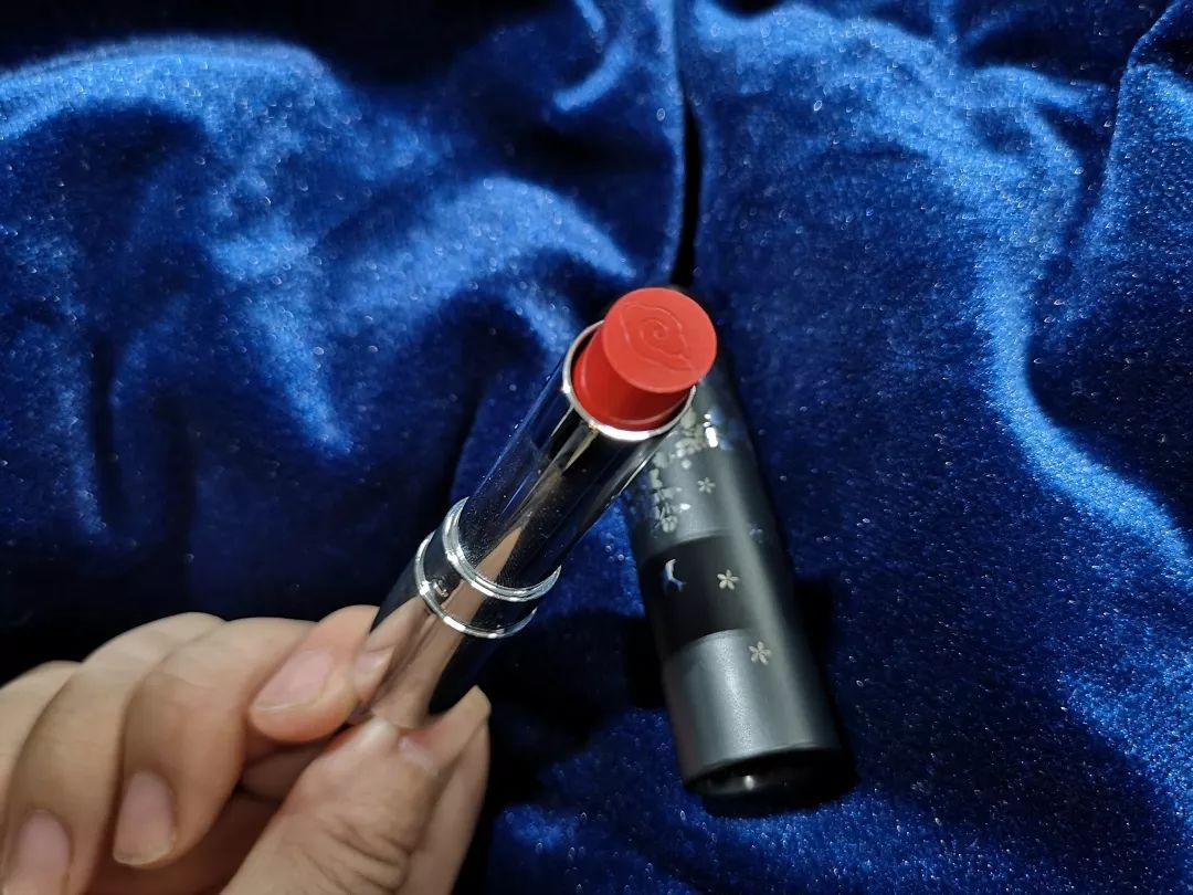 真人实测6款故宫云鹤螺钿系列口红，故宫IP最后的挽尊机会？