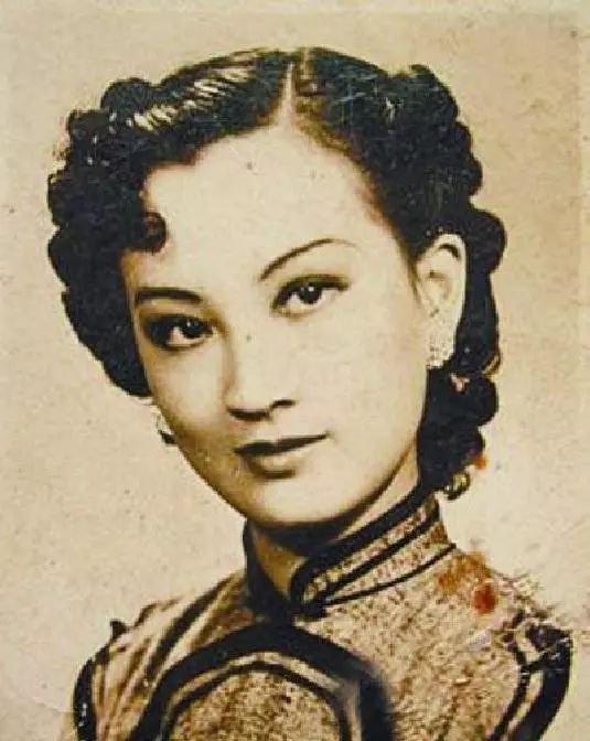 她要被封杀？竟然公开宣扬邪教！想靠女儿洗白，全泡汤了？