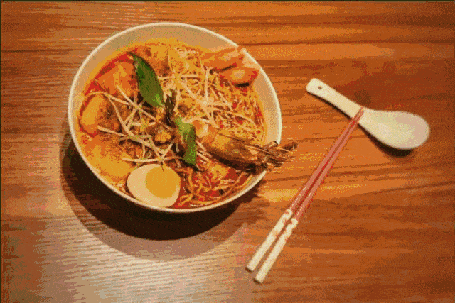 影帝梁家辉主演,电影《情人》取景地之一,法式浪漫的独特小城