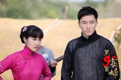 真迷！为爱跳河，又被爆出新恋情，到底离婚了吗？！