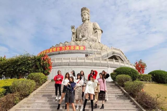 春节为什么要去深圳弘法寺添堵,这个地方更好