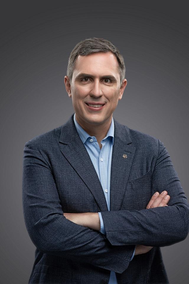 拜腾管理层调整:不再设总裁职务 董事长由毕福康担任