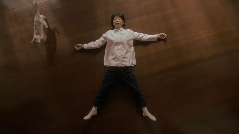 穷忙族、低欲望……“日本叙事”正在占据我们的生活?