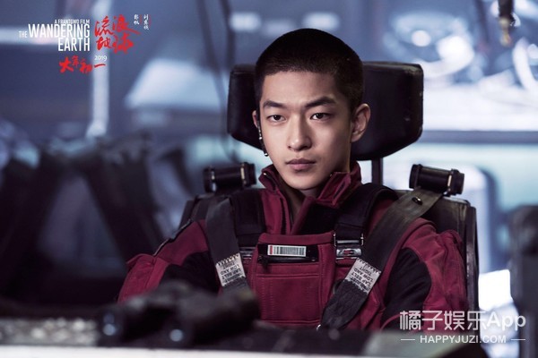《流浪地球》，一部满足春节档所有观影人期待的中国科幻片