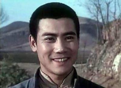 张连文在文革电影中红极一时,《盛大的节日》中演王洪文原型角色