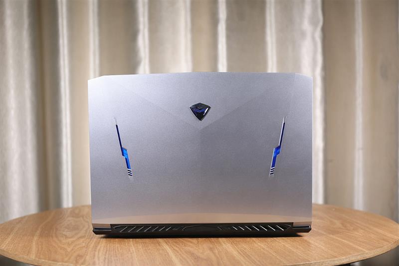 双风扇四热管散热！机械师笔八代酷睿版T58记本评测：性价比无敌