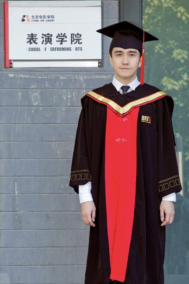 【虎嗅早报】美国证交会起诉苹果公司高管涉嫌内幕信息交易；珠峰核心区不再开展旅游活动