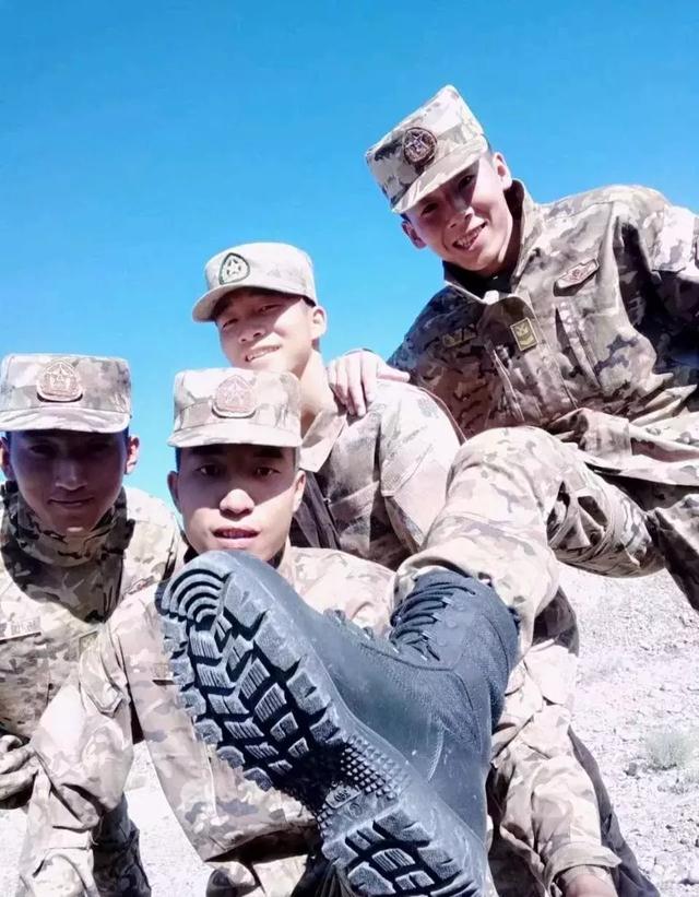 仅仅22年！97式到17式，中国作战靴都有哪些型号？