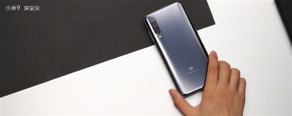 不到一天预约量破65万 小米9火了:2月26日首销