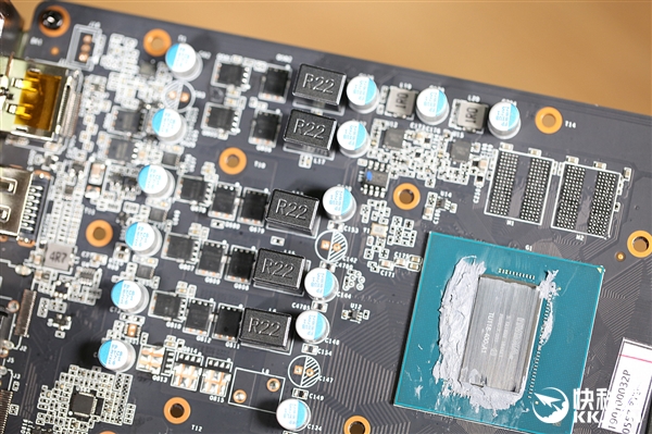 影驰GTX 1660 Ti大将显卡拆解图赏：蓝色风扇夺目