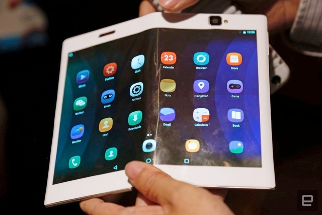 【PW早报】联想杨元庆：折叠屏还是PPT产品，价格够买好几个pad了