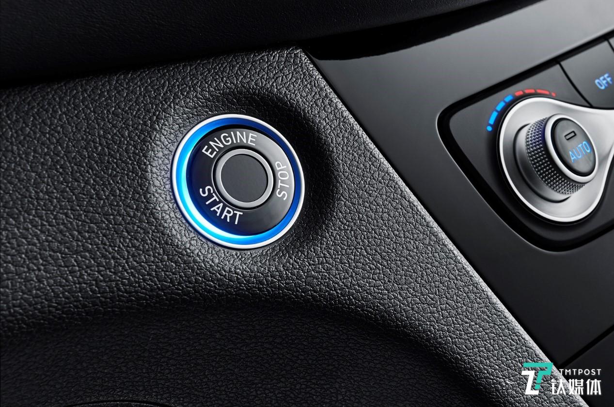 通过指纹让车更懂你，北京现代第四代胜达的黑科技 | 一线车讯