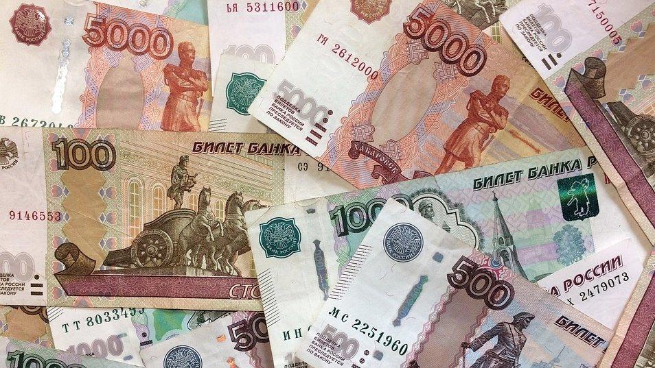 1万人民币能兑换98000卢布,在俄罗斯能够生活多久?