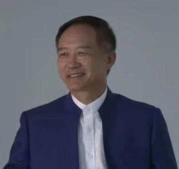 《时尚》杂志社创始人刘江因病去世 曾说好身体是最雄厚资产
