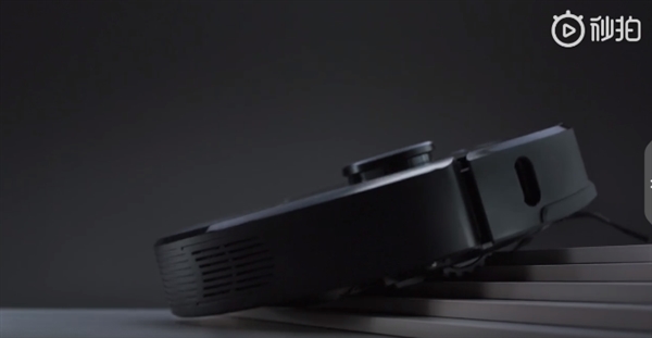 石头新款扫地机器人T6来了：能爬台阶