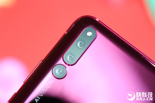 3D仿生感光+石墨烯散热！荣耀Magic 2 3D感光版图赏