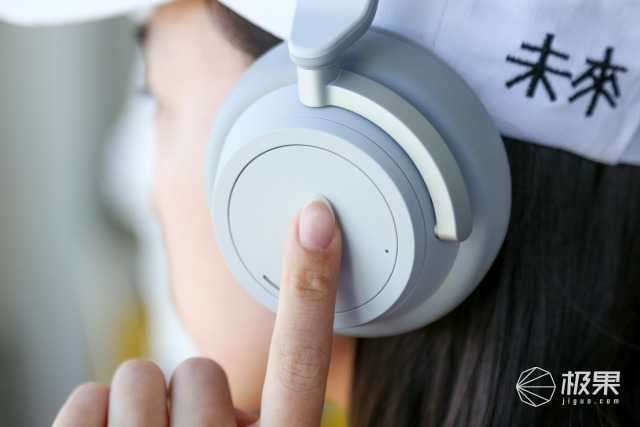 Surface Headphones 上头测评：微软出的旗舰耳机，有点毒