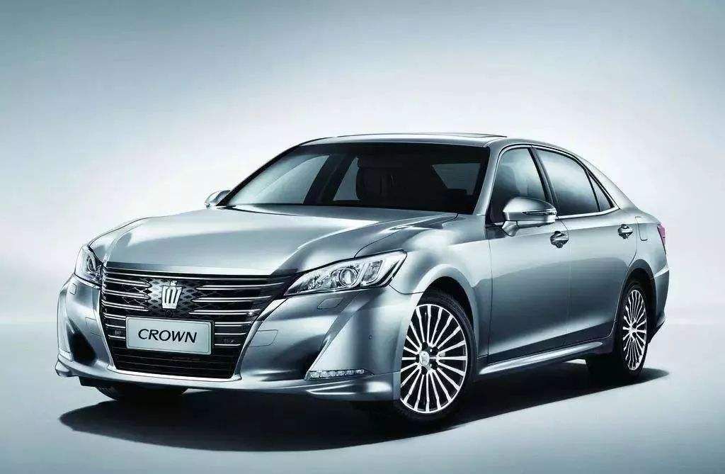 丰田皇冠是辆好车，可中国人为什么不再追捧它？| 聚说
