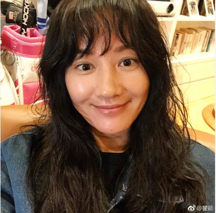 47岁瞿颖近照曝光大变样，网友惊呆：像黄晓明