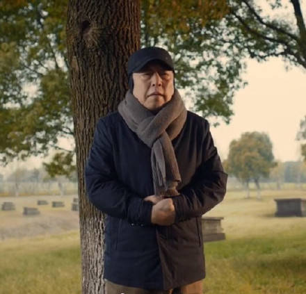 苏大强撞衫朴灿烈，网友：潮流boy！这次站苏大强！