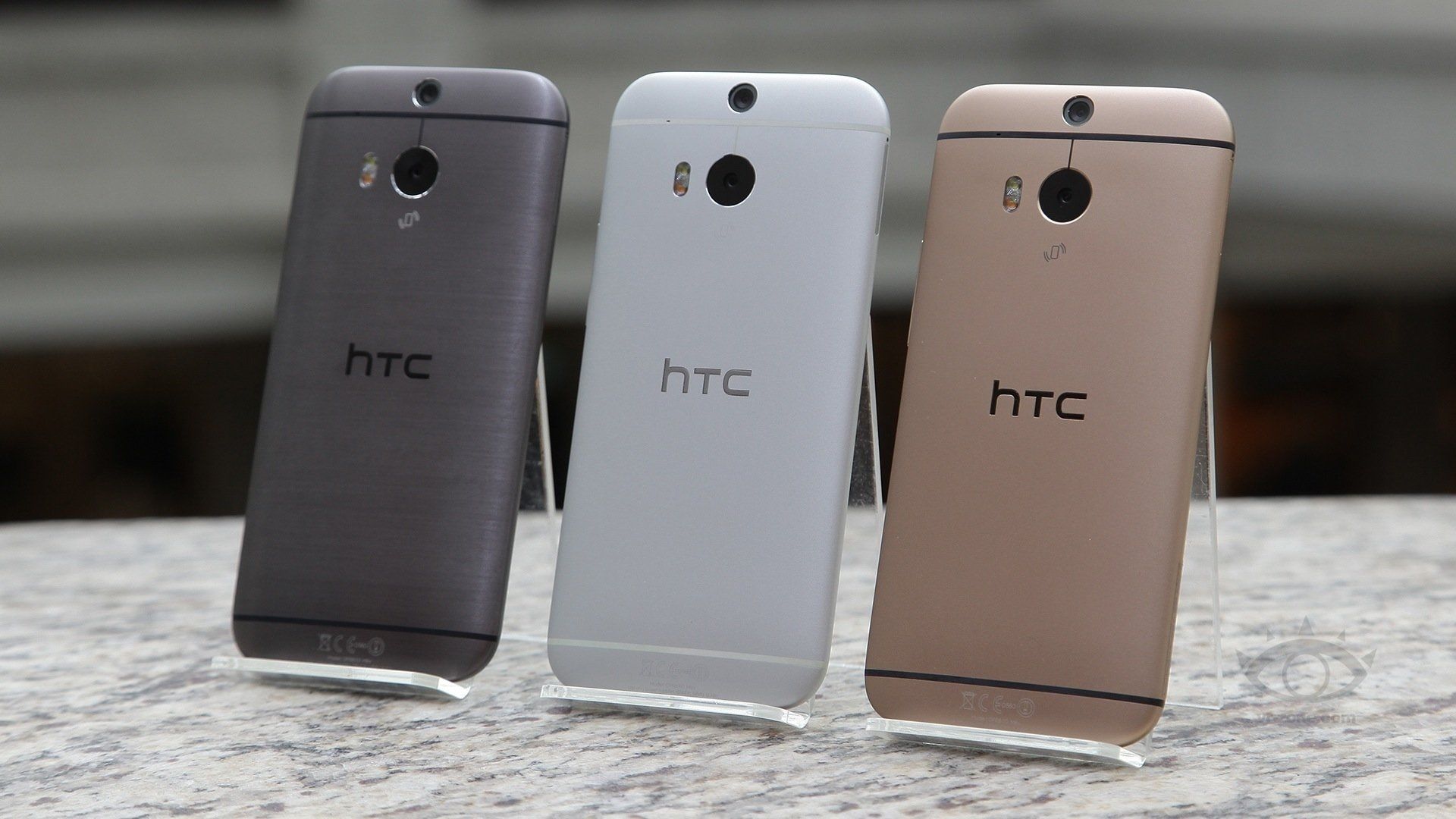 HTC陆续从应用商店下架14款自家APP，疑放弃手机业务 | 4月9日坏消息榜