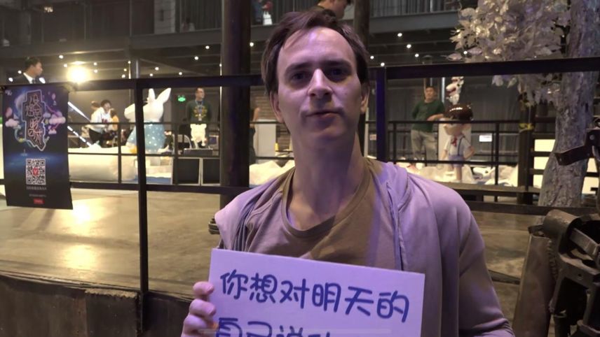 “希望明天起来，发际线是往前移”｜10000个人眼中的明天